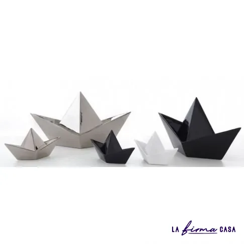 Glazed ceramic boat by Adriani & Rossi in Canada