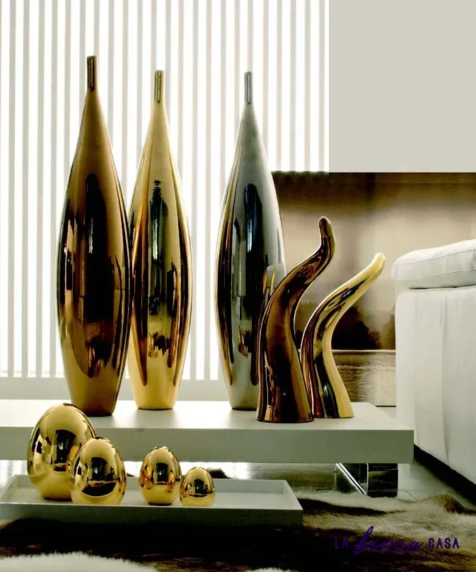 Objects catalogue 33 by Adriani & Rossi in Canada