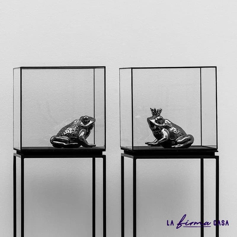 Prince queen in ceramic by Adriani & Rossi in Canada