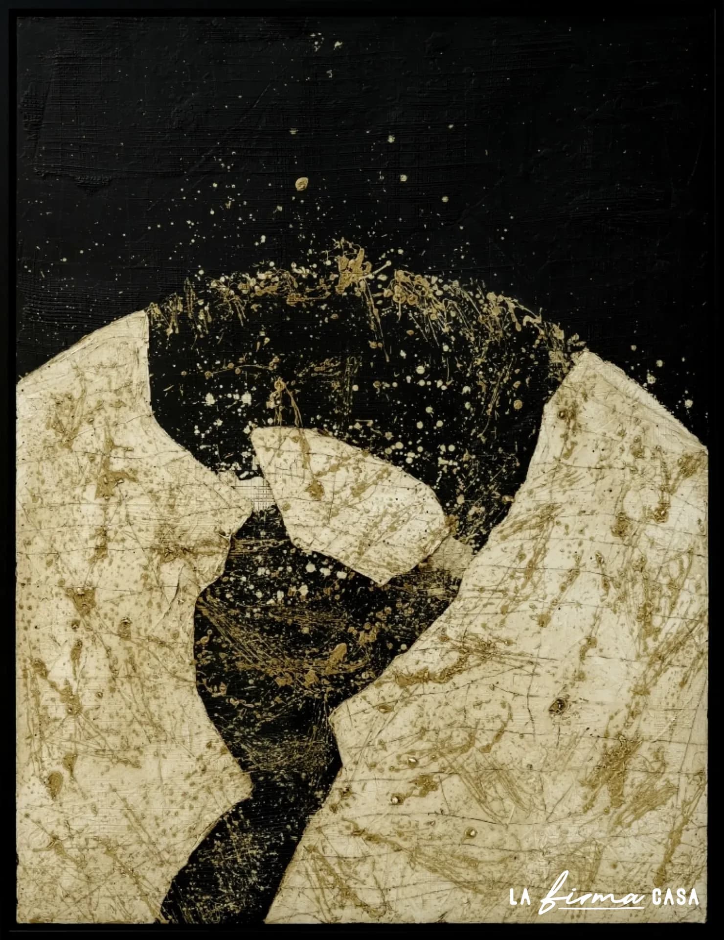 Black and gold textured abstract canvas by Novocuadro in Canada