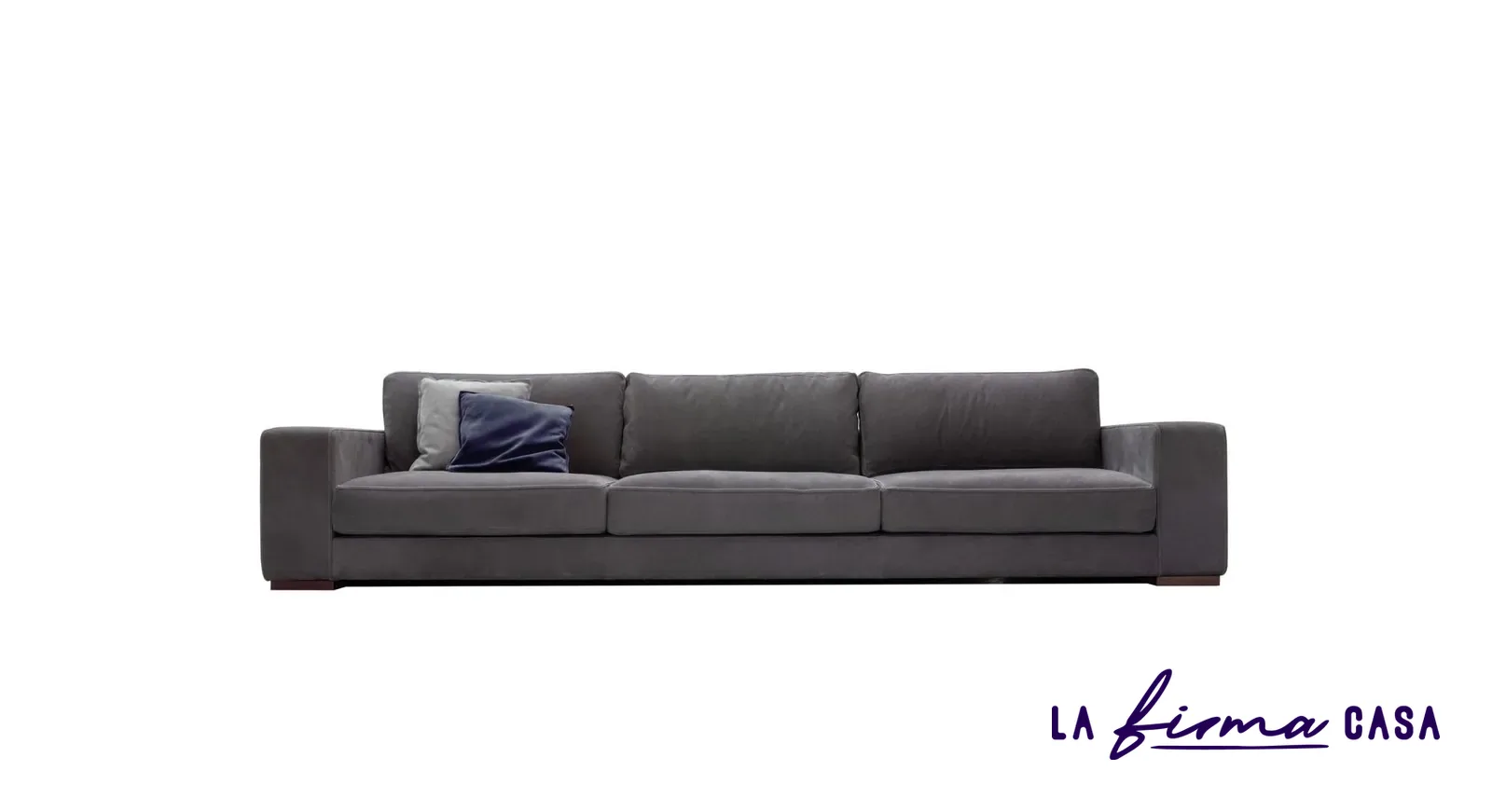 Bobbie padded by Ulivi Salotti in Canada