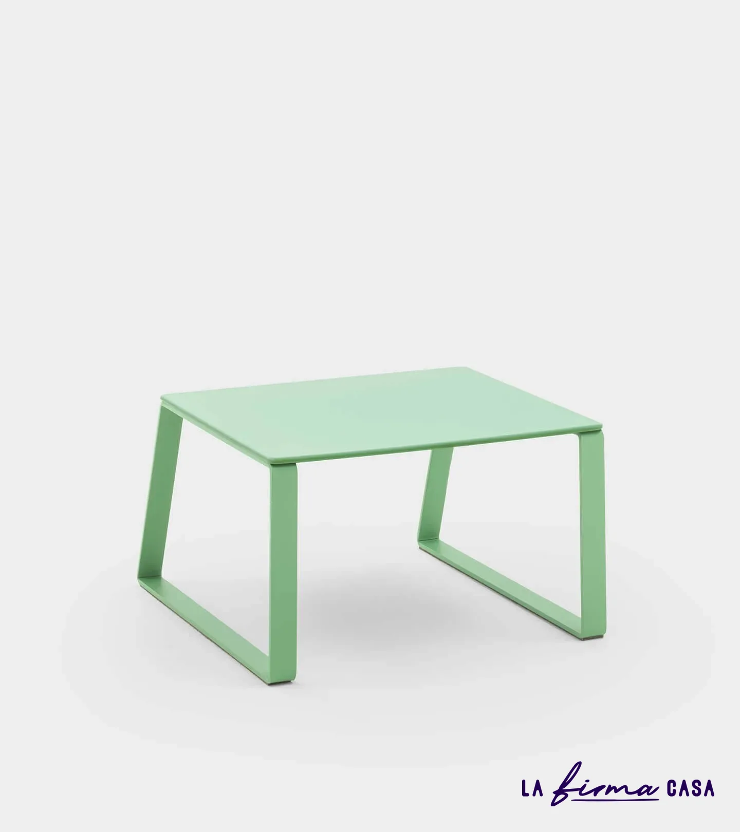 Greg plus configurazione4 by Viganò Office in Canada