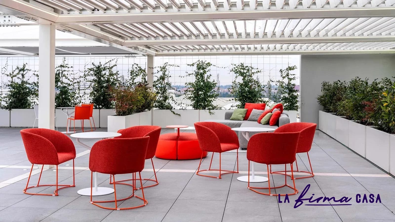 News ufficio esterno by Viganò Office in Canada